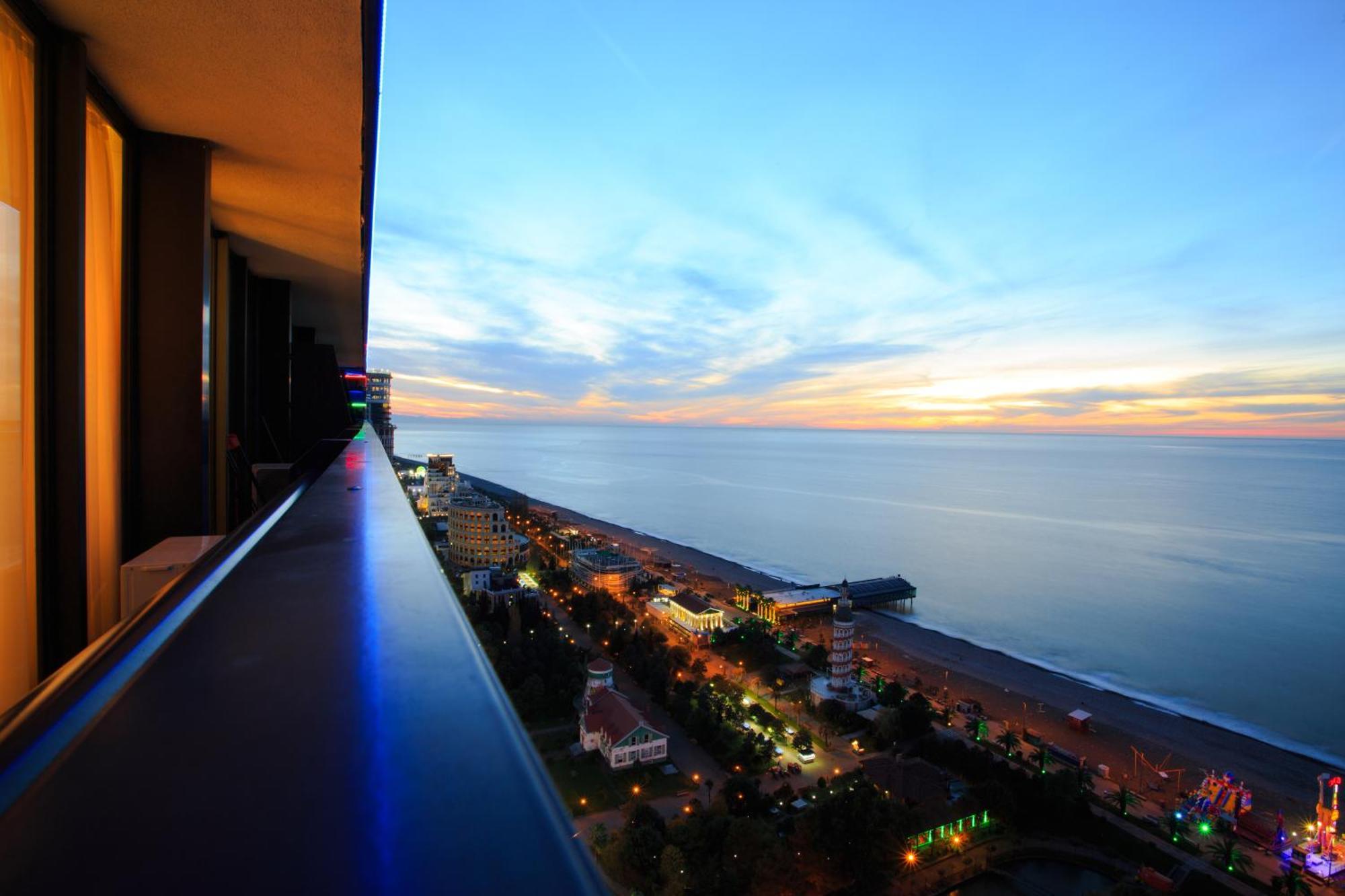 באטומי Orbi City Sea View מראה חיצוני תמונה